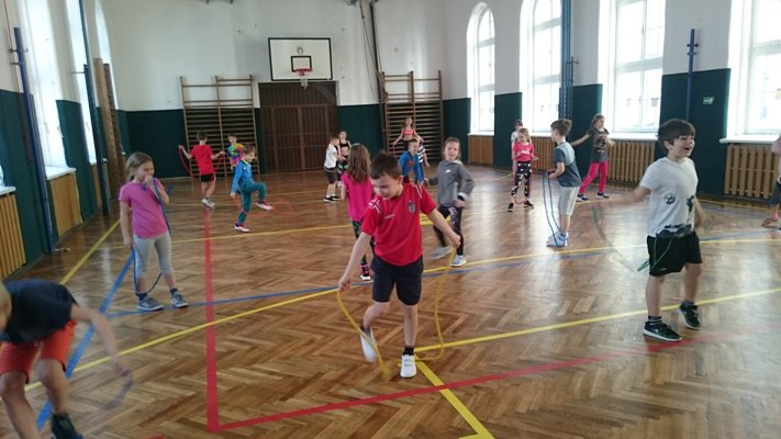 Ilustrační obrázek článku - Naše II.B - únorové fotografie